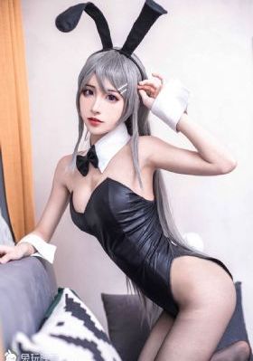 领动和伊兰特是一款车吗